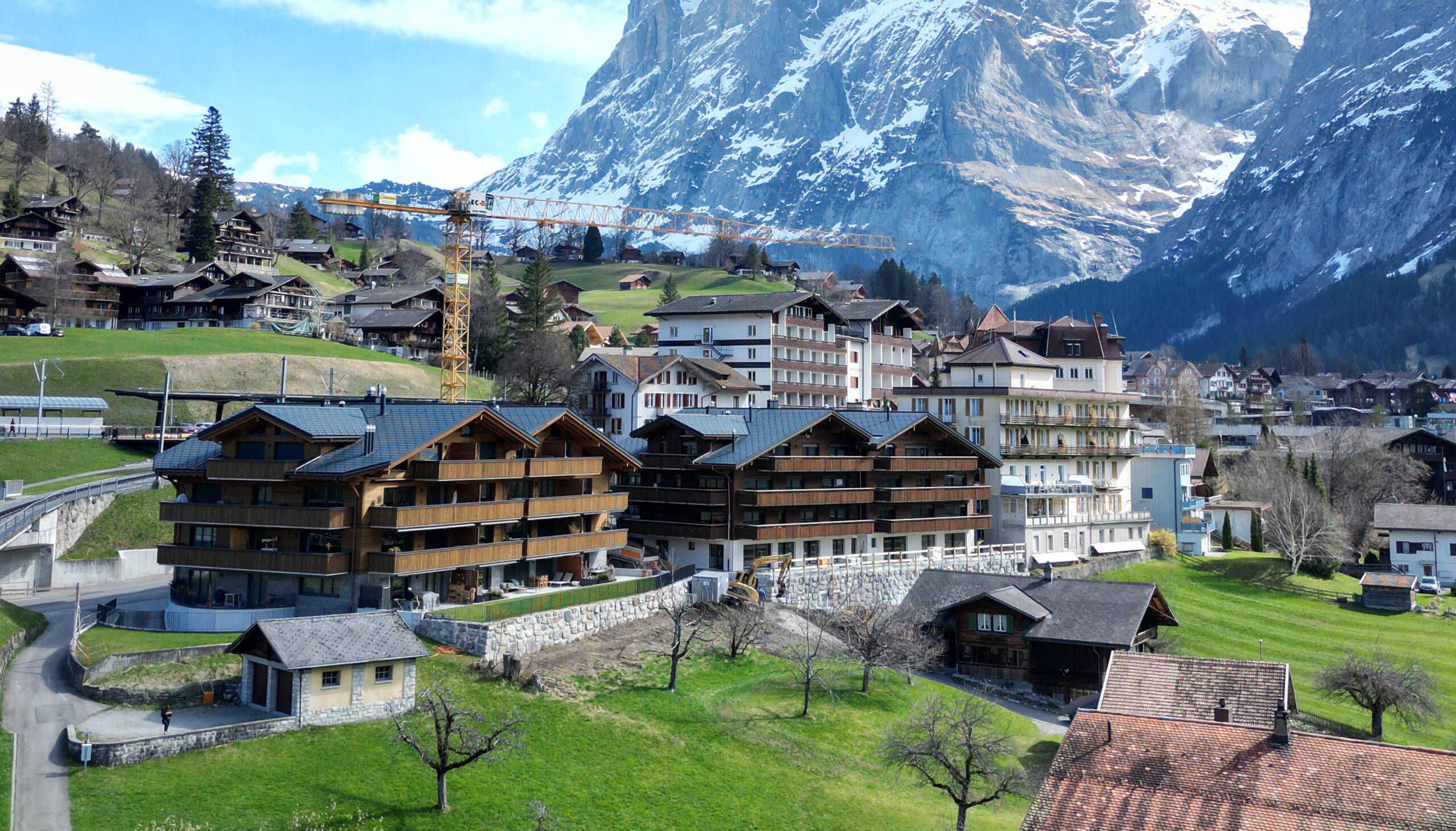 Projekt GRINTIL und WALT in Grindelwald - Die beiden neuen Mehrfamilienhäuser bieten viel Wohnraum, Dauermietapartments für Einheimische, sowie Ferienwohnungen für internationale Gäste.