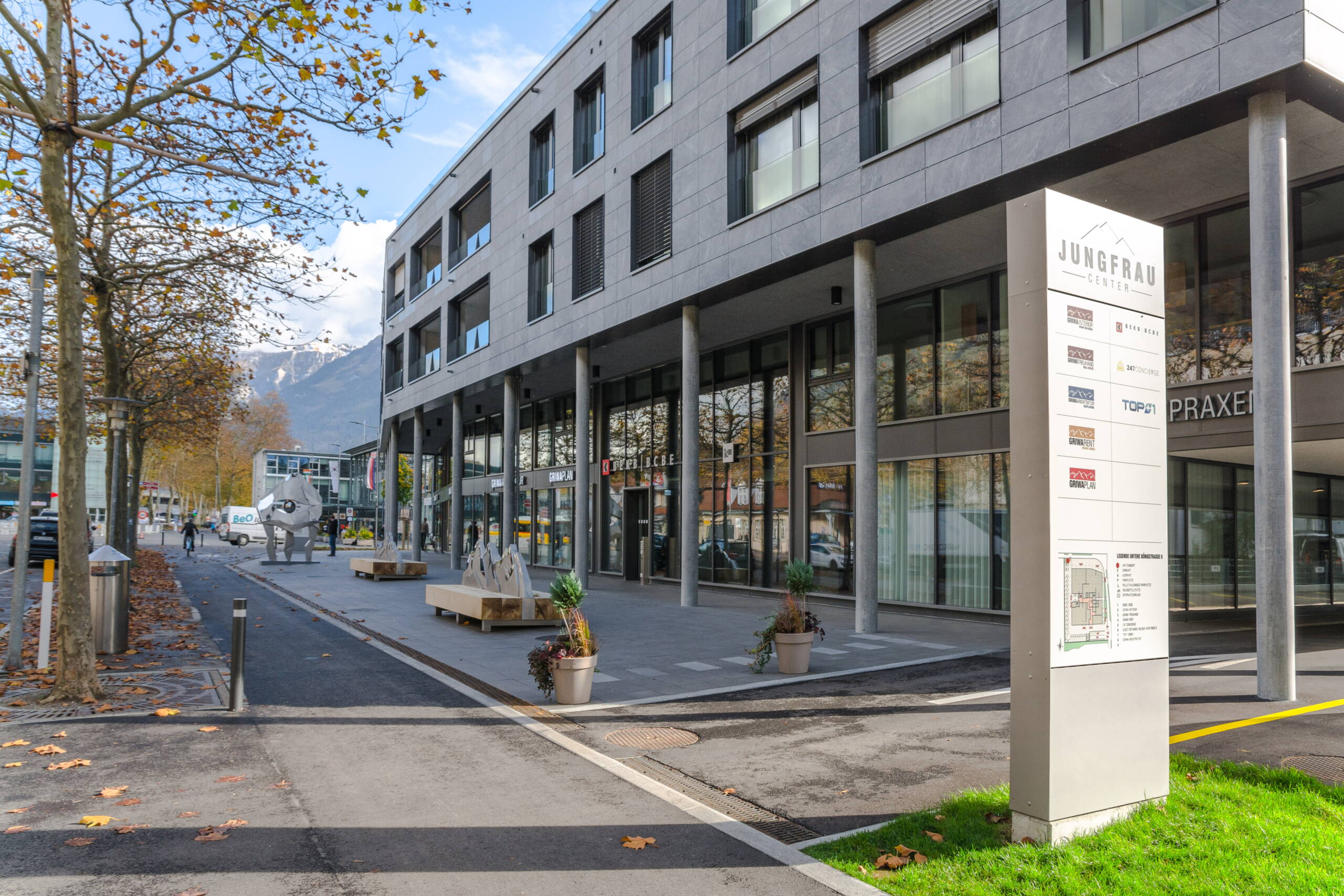 The Jungfraucenter, the office location in Interlaken - GRIWA DEVELOPMENT.
